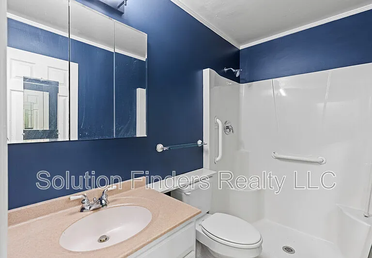 211 Crocker Dr #1 — Photo 20