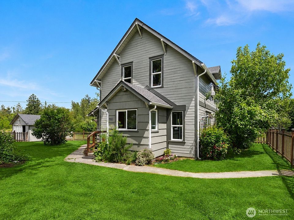 1st image of 22203 117th Avenue E