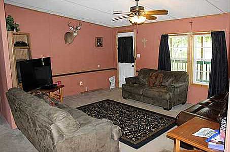 2nd image of 336687 E Warwick Ave