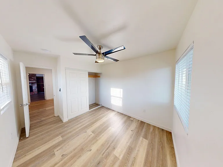 5704 Dorothy Dr — Photo 11