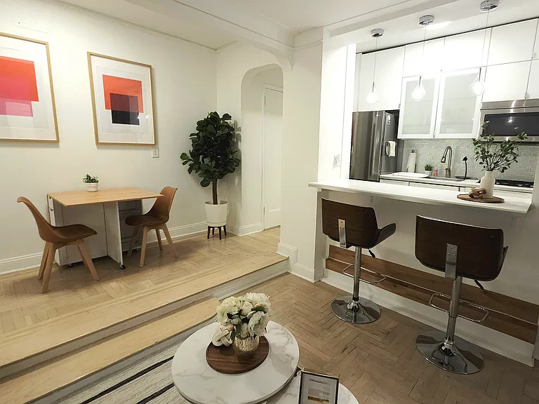155 W 71st St #1G — Photo 6