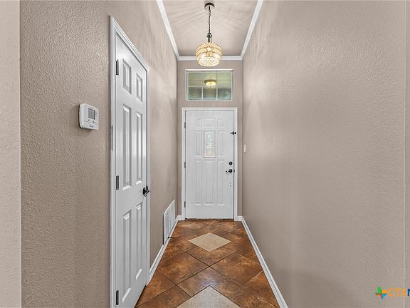 4th image of 1210 Lancelot Dr