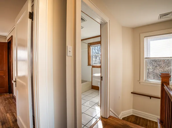 228 Crawford St #B, Beckley, WV 25801