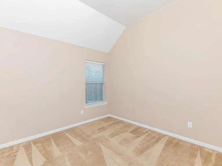 2201 Signal Hill Dr — Photo 37