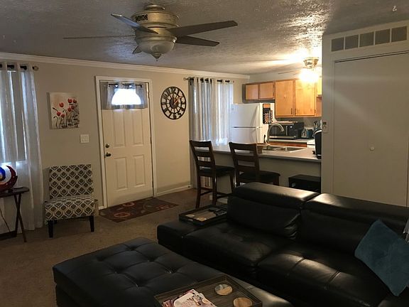 3rd image of 7604 Pomeranian Dr