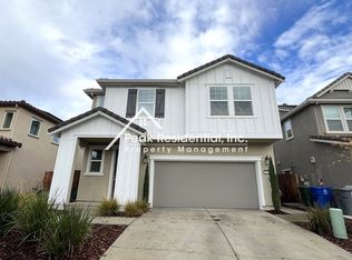 3288 Auburn Leaf Loop, Folsom, CA