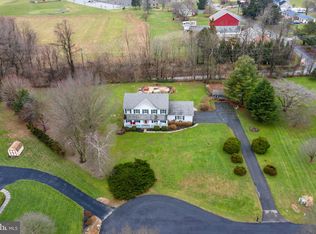 4 English Ln, West Grove, PA 19390