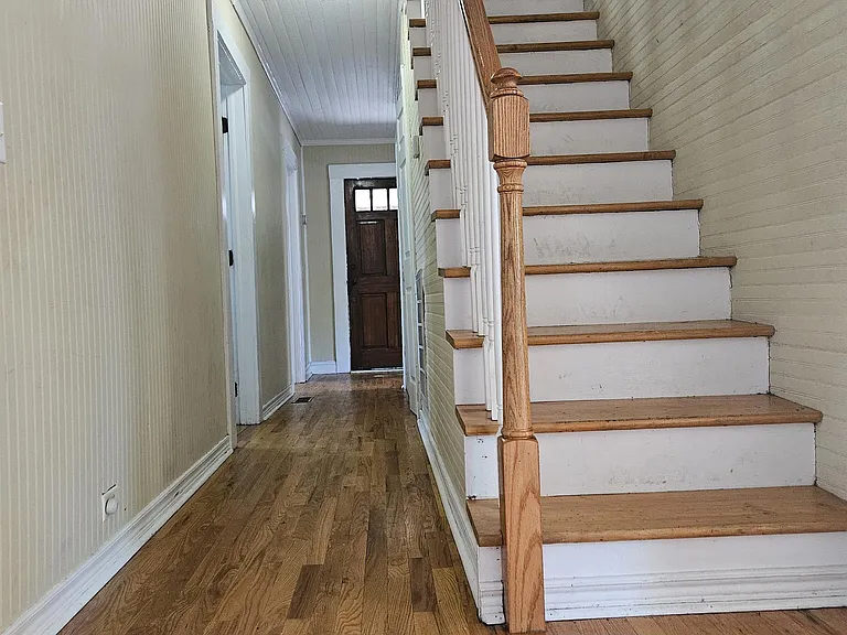 390 Harper Ave NW — Photo 8