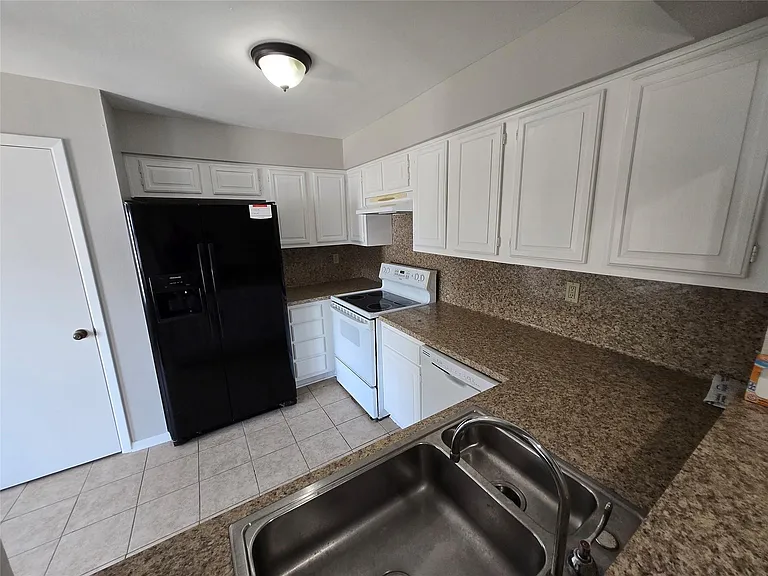 7942 Grow Ln — Photo 7