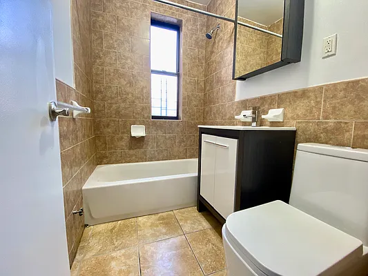 Rented by Compass | media 11