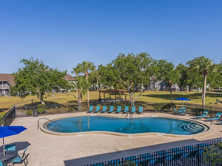 Lake Pointe — Photo 37