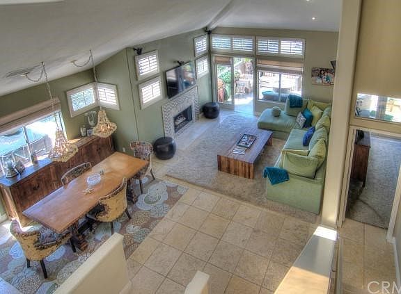 Dramatic architectural details from every angle!