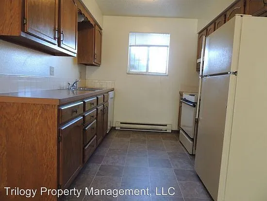 2432 SW 10th Street — Photo 2