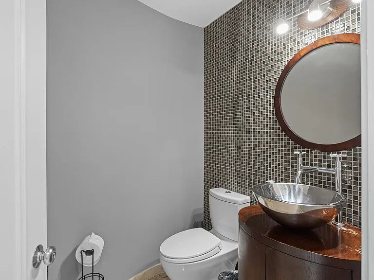 632 3rd Key Dr — Photo 11