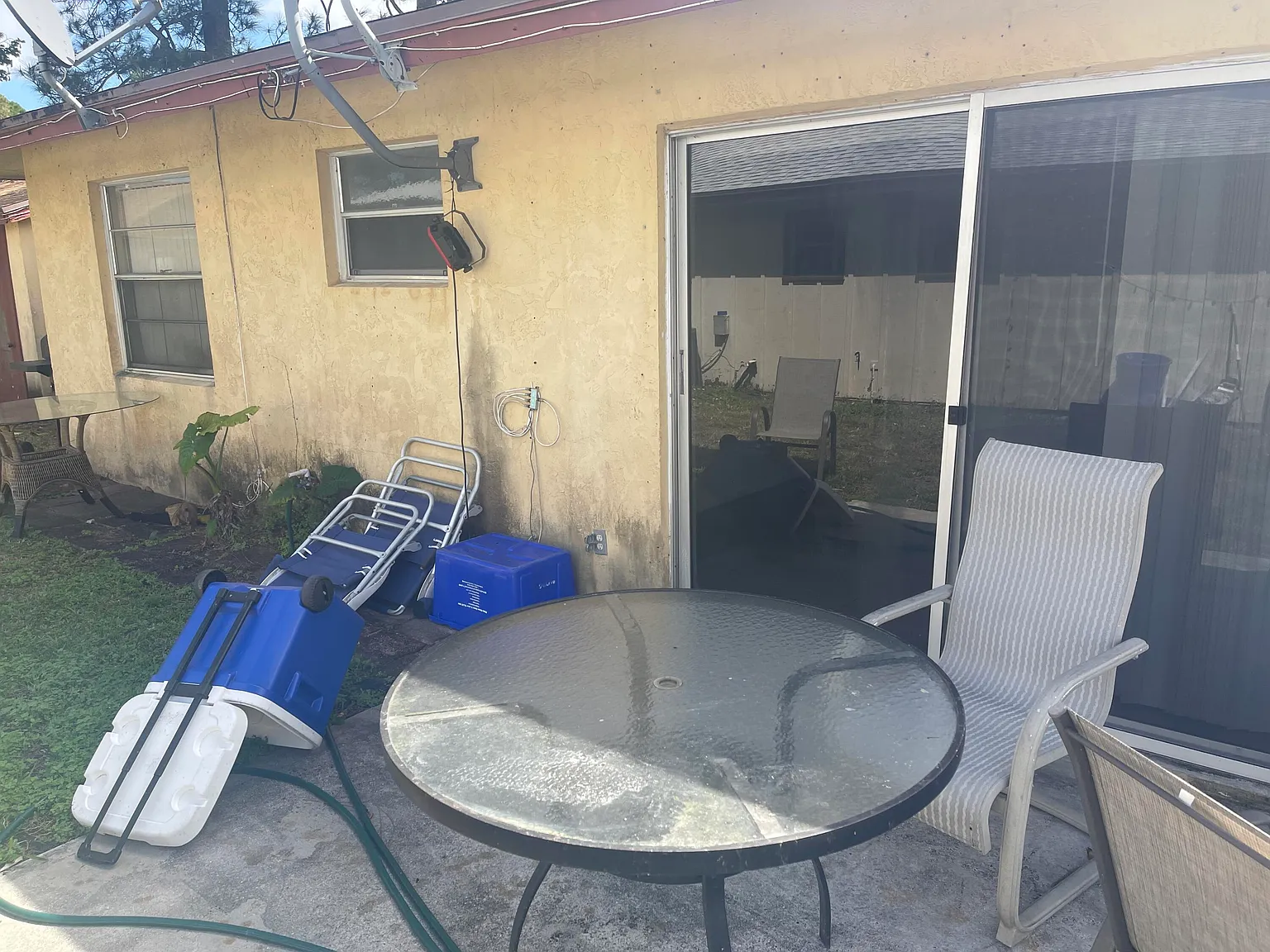 2 bed, 1.0 bath, 1161 sqft, $2,200 — Photo 3