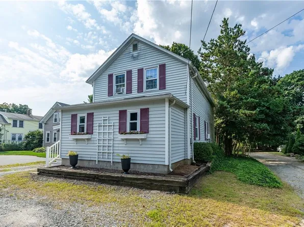 80 Ten Rod Rd, North Kingstown, RI 02852