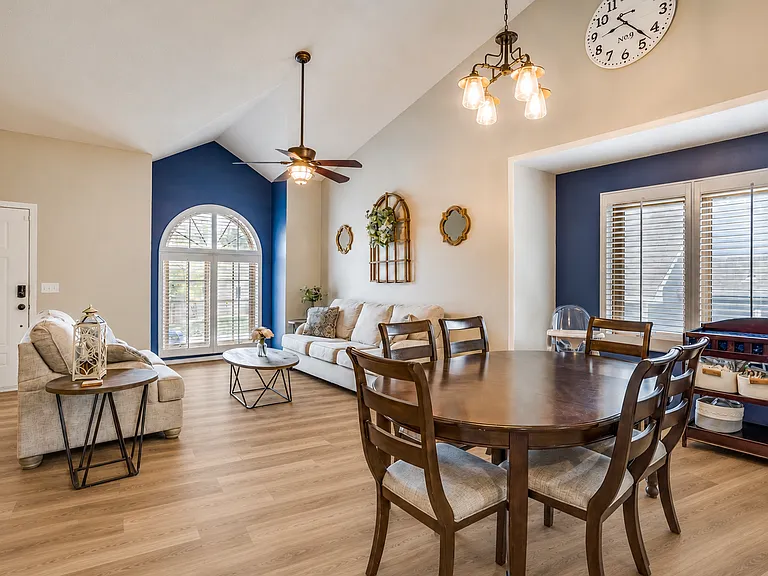2411 N Button Bush Cir — Photo 8