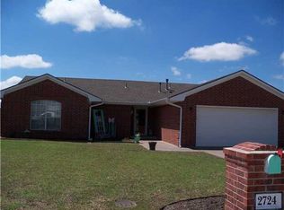 2724 S David Dr, El Reno, OK 73036