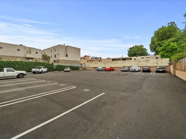 Blairwood Independence (#231), 6831 Independence Ave APT 104, Canoga Park, CA 91303