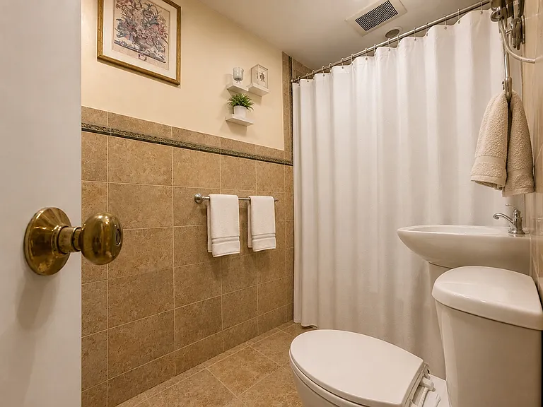 374 Chestnut Hill Ave #1 — Photo 10