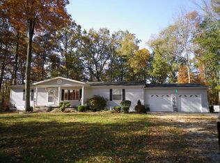 137 Bell St, Mineral Wells, WV 26150