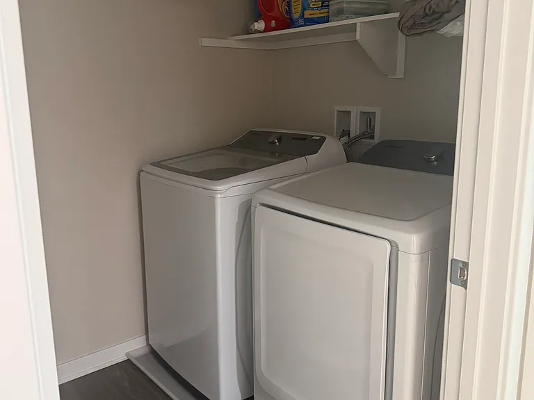 712 Highline Way — Photo 11
