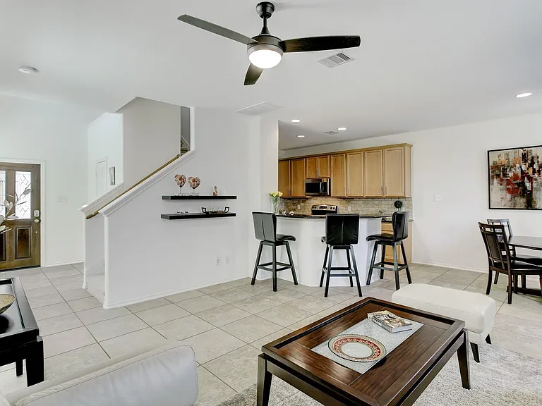 6423 Calgary Woods Ln — Photo 12