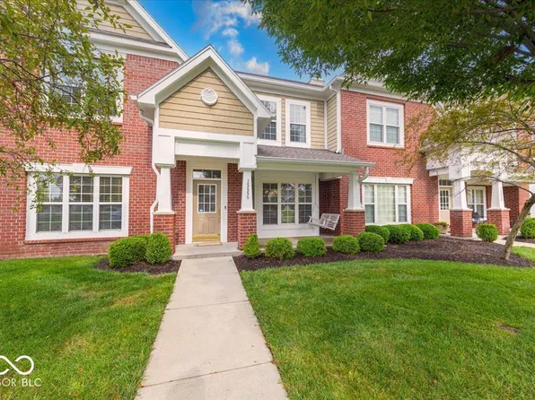 15555 Portland Dr, Westfield, IN 46074