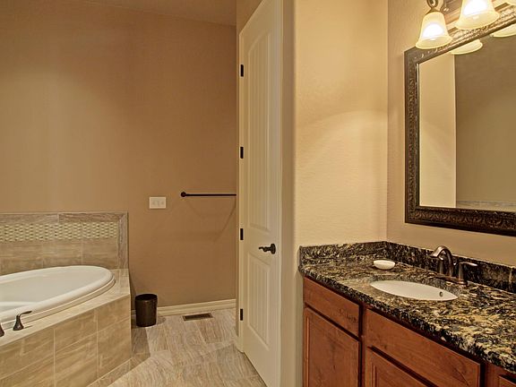 master bath- 5 piece