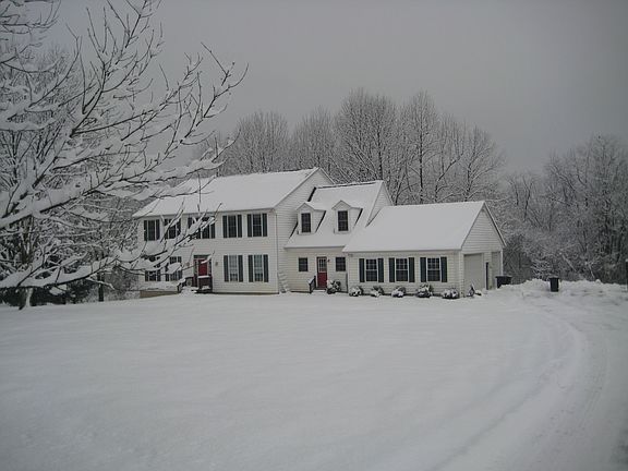 Snow - Last year (w/o porch)