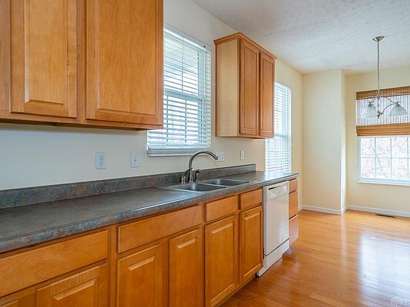 5th image of 2807 Double Eagle Dr