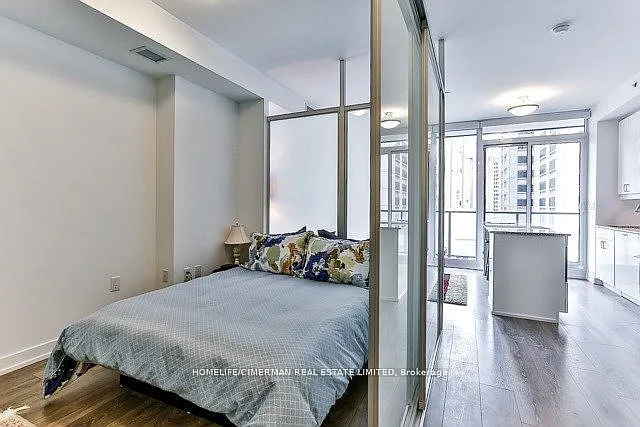 426 University Ave #1110 — Photo 11