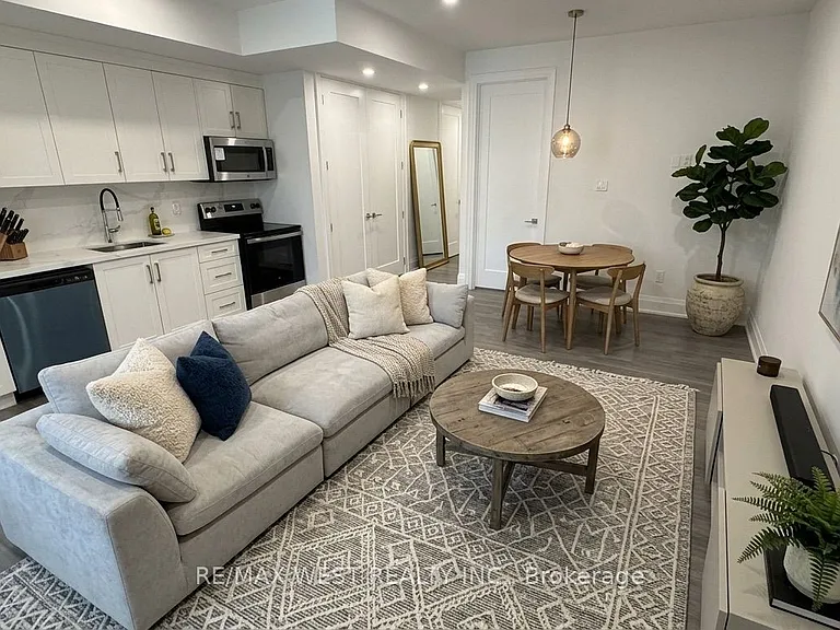 21 Antonio Ct #LOWER — Photo 17