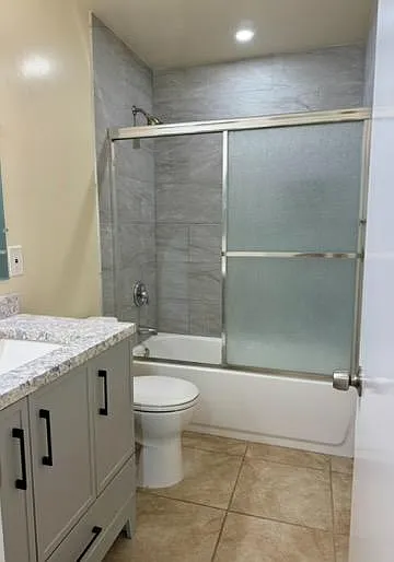 Unit Photo