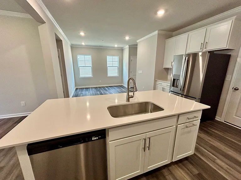 2209 Cape May Ln — Photo 12