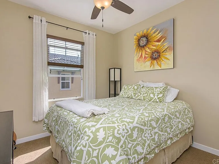 2132 Cosmo Way — Photo 11