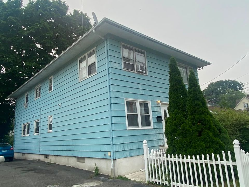 1st image of 65 Lee St