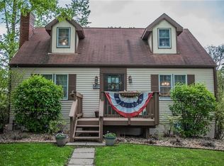 210 Central Dr, Valencia, PA 16059