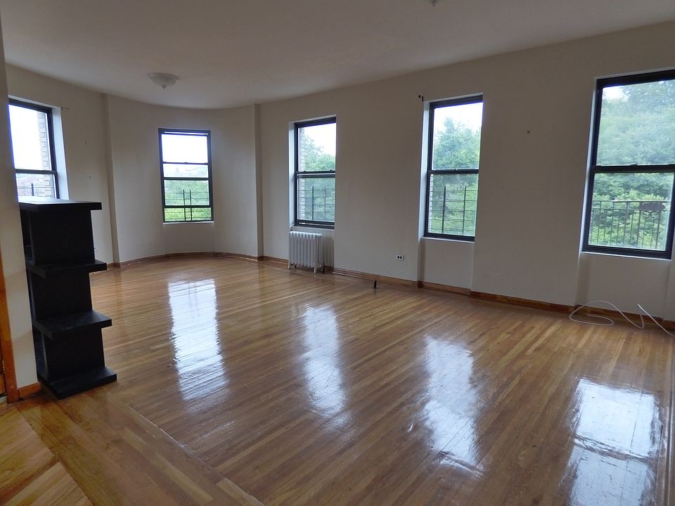 1st image of 5000 Broadway APT 6B