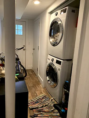 Rented by ERNY LLC | media 4