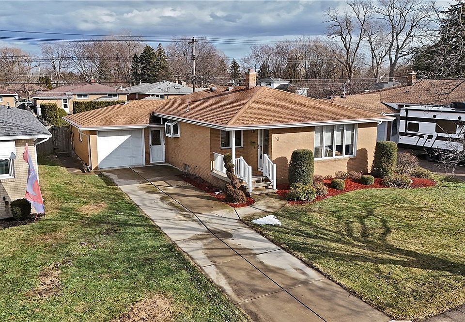 1st image of 43 Jane Dr