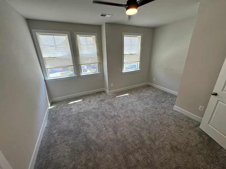 5256 Twilight Ct — Photo 17