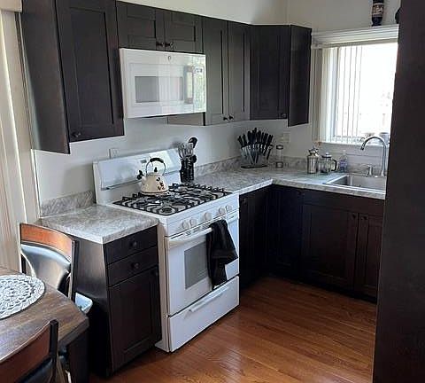3rd image of 19936 N Great Oaks Cir #J