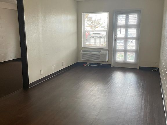 3rd image of 363 E Gilbert St #113