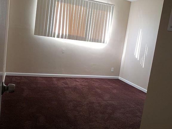 4th image of 1920 N Marianna Ave APT 305