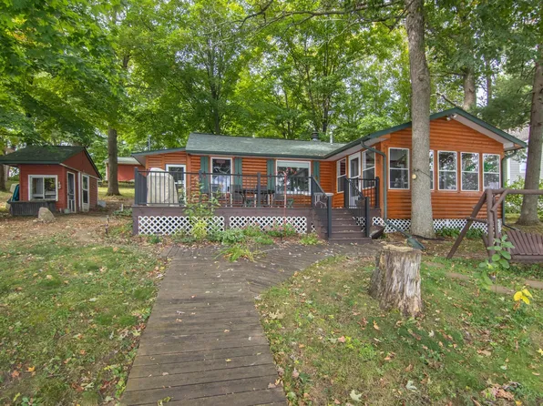 1696 173rd St, Centuria, WI 54824