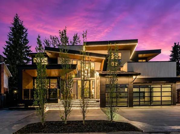 1016 S Beverley Blvd SW, Calgary, AB T2V 2C5