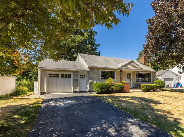 67 Hillcrest Drive, Portsmouth, NH 03801