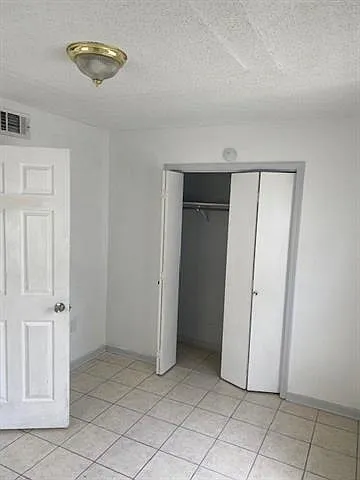 3 bed, 1.5 bath, 1200 sqft, $1,850 — Photo 4
