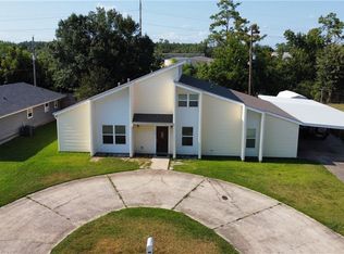 173 E Lee St, Sulphur, LA 70663
